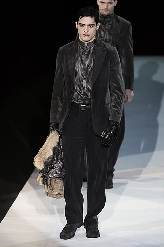 Giorgio Armani / - 2009-2010